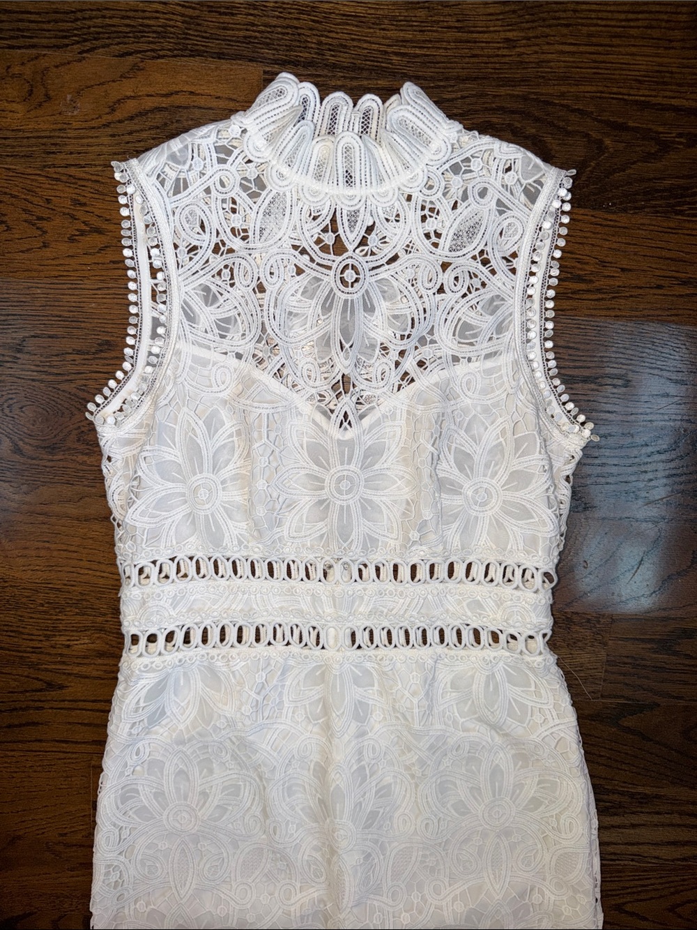 Saylor White Lace Midi Dress Size Medium